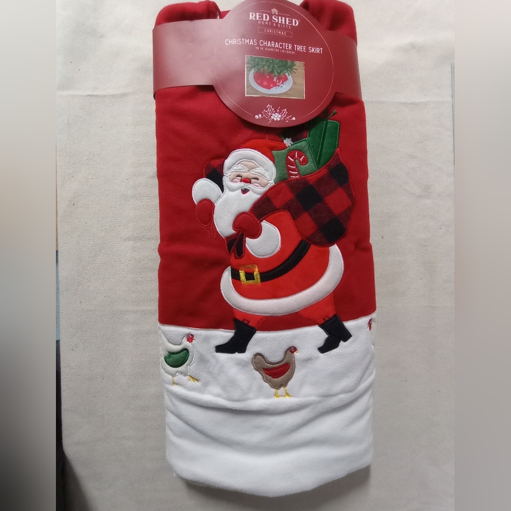 Santa With Chickens Christmas Tree Skirt